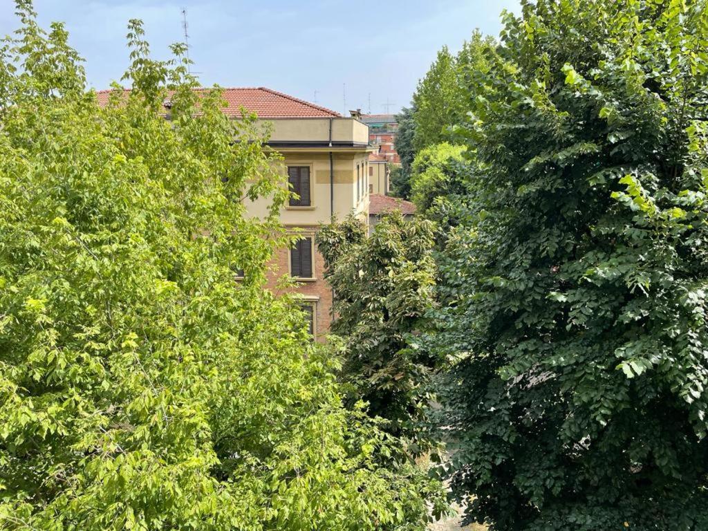 Modena Est Apartment ภายนอก รูปภาพ